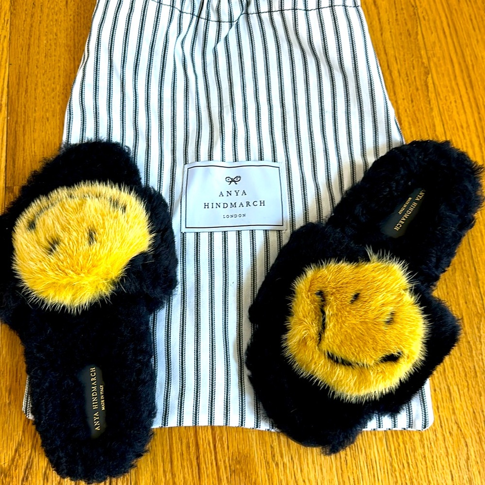Brand new never worn size 40, slipper shoes, made in Italy Anya Himdmarch London